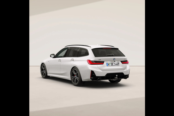 BMW 3 Serie Touring 330i xDrive - M-Sport Pro - Pano - Trekhaak - Comfort Pack - Adaptive LED