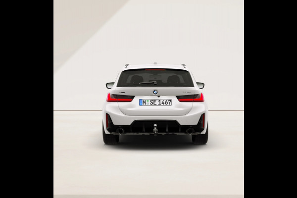 BMW 3 Serie Touring 330i xDrive - M-Sport Pro - Pano - Trekhaak - Comfort Pack - Adaptive LED