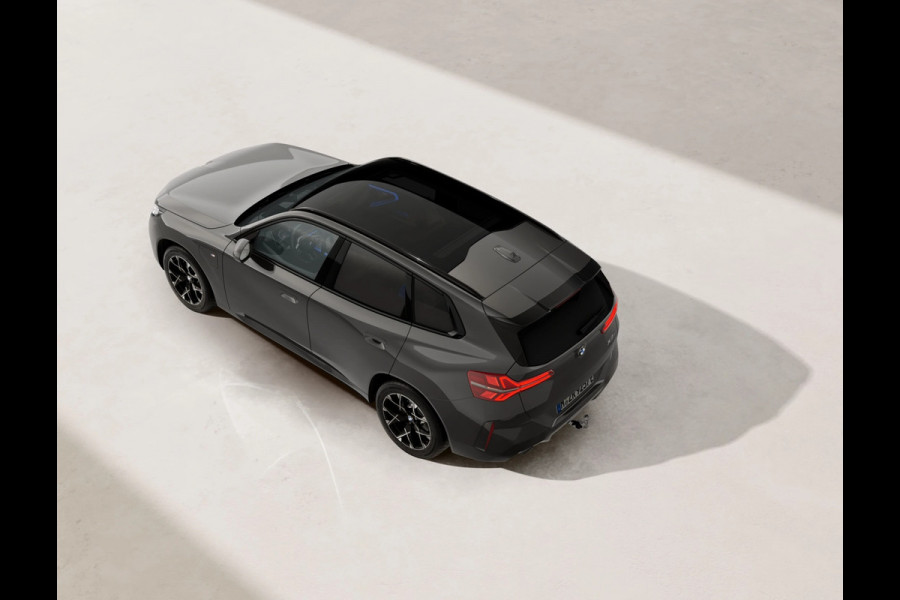 BMW X3 30e xDrive - M-Sport - Pano - Trekhaak - ACC - Head-up