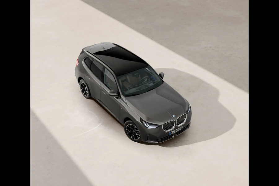 BMW X3 30e xDrive - M-Sport - Pano - Trekhaak - ACC - Head-up