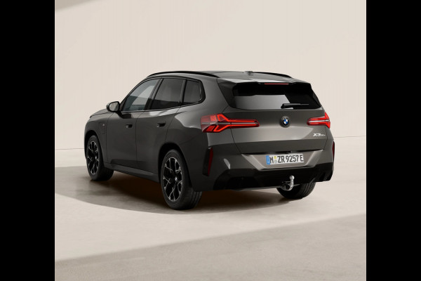 BMW X3 30e xDrive - M-Sport - Pano - Trekhaak - ACC - Head-up