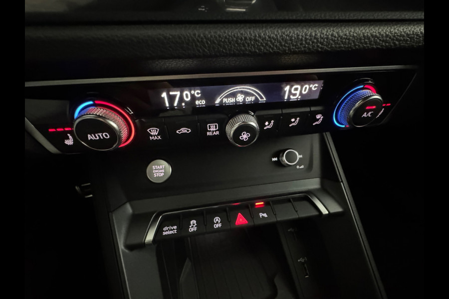 Audi Q3 35 TFSI S Line edition one Keyless|Stoelen Elektrisch