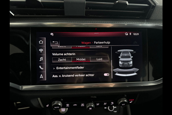 Audi Q3 35 TFSI S Line edition one Keyless|Stoelen Elektrisch