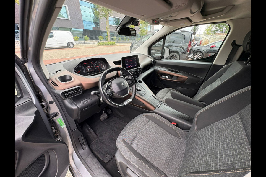 Peugeot Rifter Long GT-line 7-PERSOON,CAMERA,AUTOMAAT,TREKHAAK,APK,GARANTIE,131PK