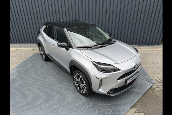 Toyota Yaris Cross 1.5 Hybrid Executive / Bi tone AWD | Afnm. Trekhaak | Pano dak | JBL | 10jr GARANTIE | Rijklaar!!!