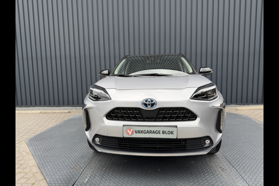 Toyota Yaris Cross 1.5 Hybrid Executive / Bi tone AWD | Afnm. Trekhaak | Pano dak | JBL | 10jr GARANTIE | Rijklaar!!!
