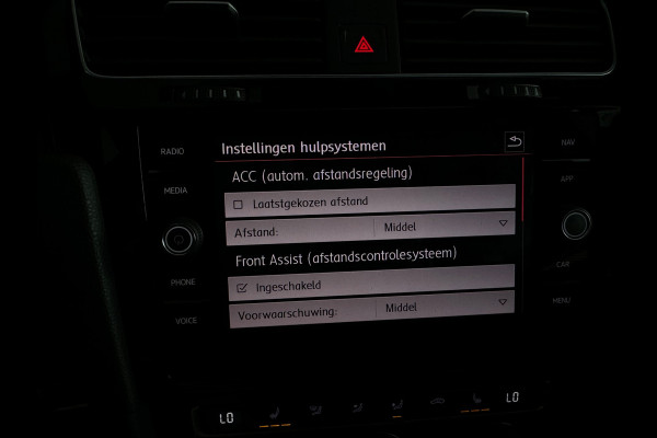 Volkswagen Golf 2.0 TSI GTI TCR Pano|Keyless|DCC|PPF|Milltek