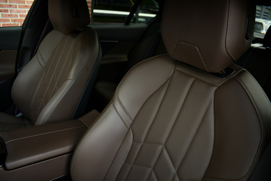 BMW 5 Serie 550e xDrive M-Sport Pro B&W Trekh Prof-onderstel 20inch