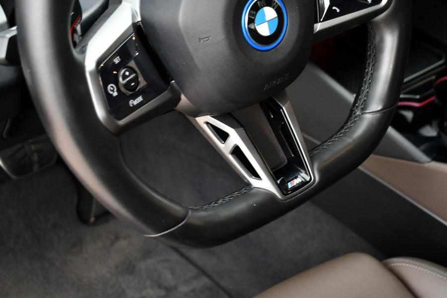 BMW 5 Serie 550e xDrive M-Sport Pro B&W Trekh Prof-onderstel 20inch