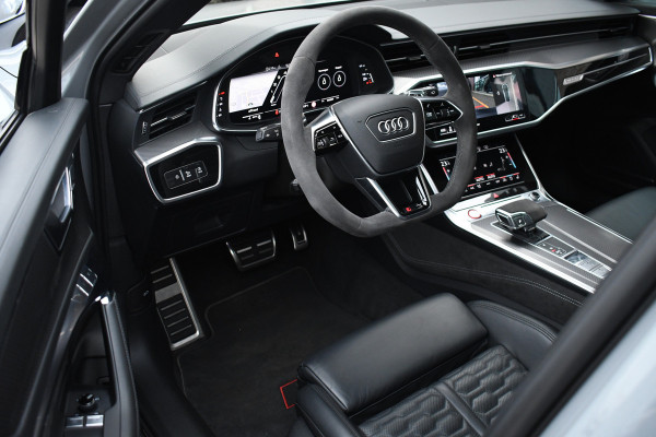 Audi RS6 Avant 4.0 TFSI quattro Nardo Dyn-Plus Pano Sportuitl 4WS HUD ACC 22" Design-pack