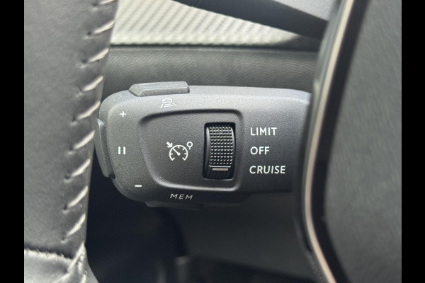 Peugeot e-2008 EV Allure Avantage 54 kWh | 360 camera | Adaptive cruise | Prijs is rijklaar