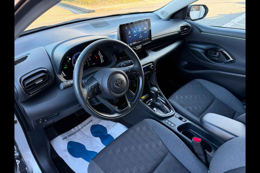 Toyota Yaris 1.5 Hybrid 115 First Edition ECC/PDC V&A/CAMERA