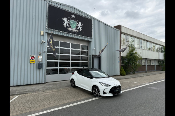 Toyota Yaris 1.5 Hybrid 115 First Edition ECC/PDC V&A/CAMERA