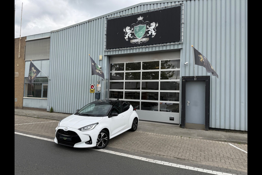 Toyota Yaris 1.5 Hybrid 115 First Edition ECC/PDC V&A/CAMERA