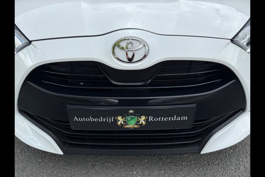 Toyota Yaris 1.5 Hybrid 115 First Edition ECC/PDC V&A/CAMERA