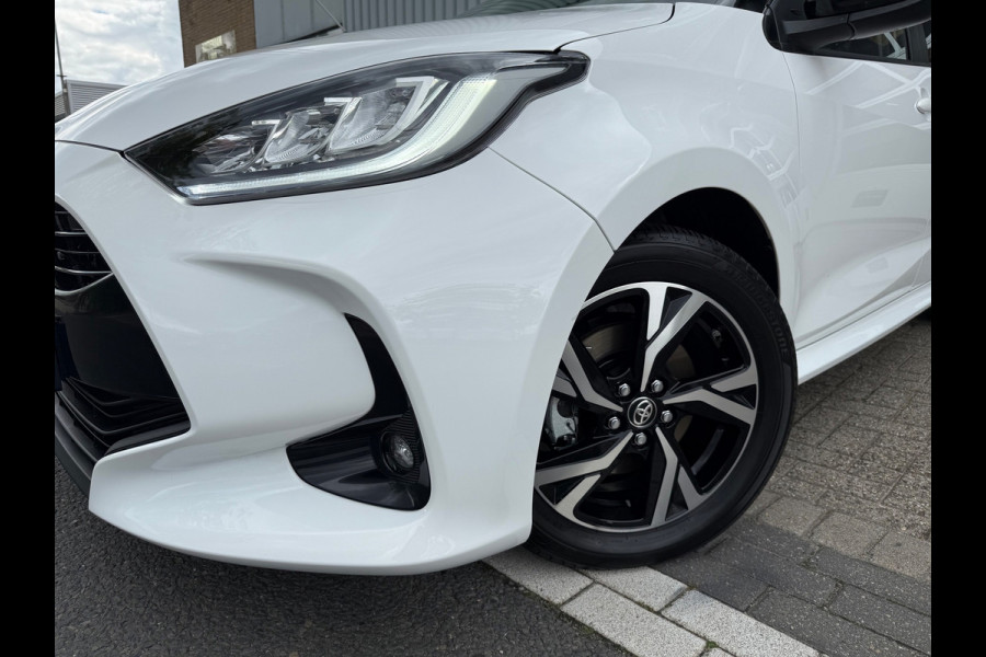 Toyota Yaris 1.5 Hybrid 115 First Edition ECC/PDC V&A/CAMERA