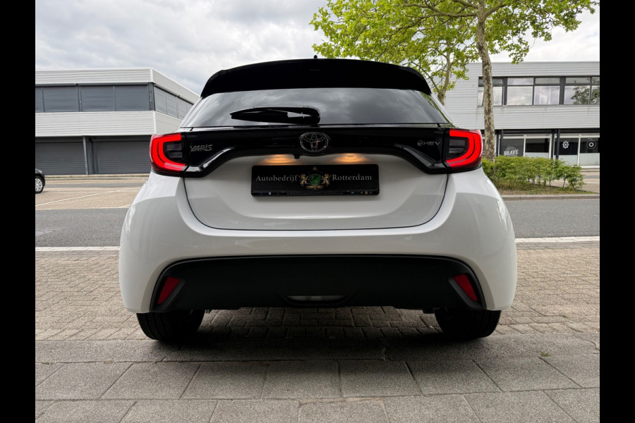 Toyota Yaris 1.5 Hybrid 115 First Edition ECC/PDC V&A/CAMERA