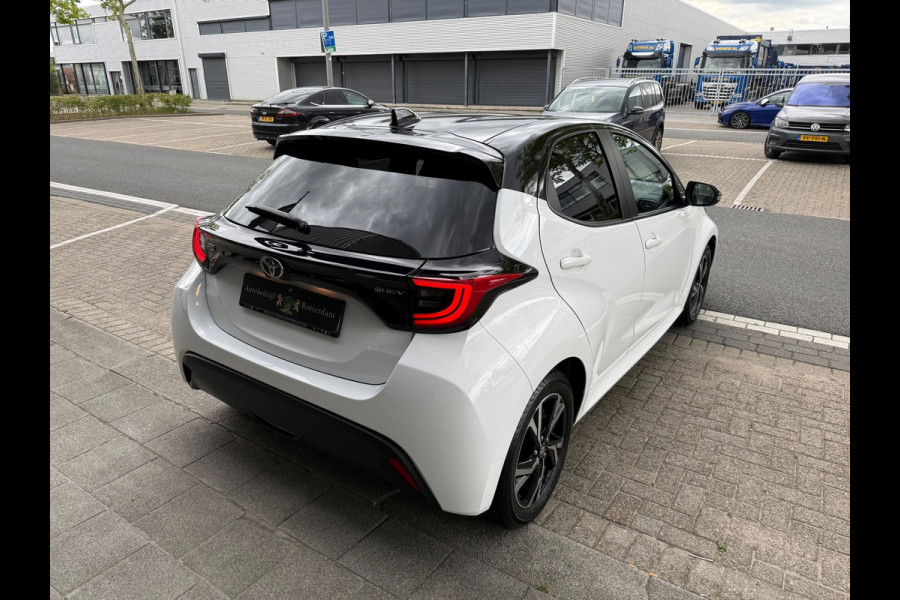 Toyota Yaris 1.5 Hybrid 115 First Edition ECC/PDC V&A/CAMERA