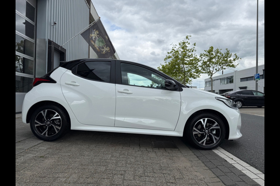 Toyota Yaris 1.5 Hybrid 115 First Edition ECC/PDC V&A/CAMERA