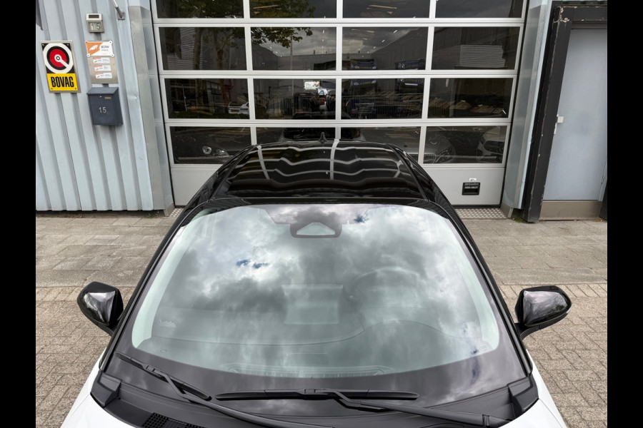 Toyota Yaris 1.5 Hybrid 115 First Edition ECC/PDC V&A/CAMERA