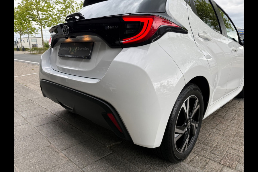 Toyota Yaris 1.5 Hybrid 115 First Edition ECC/PDC V&A/CAMERA