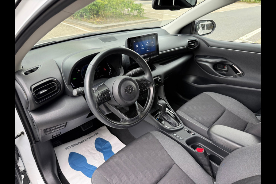 Toyota Yaris 1.5 Hybrid 115 First Edition ECC/PDC V&A/CAMERA