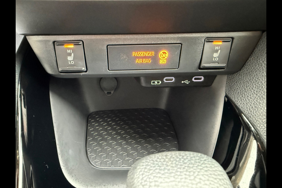 Toyota Yaris 1.5 Hybrid 115 First Edition ECC/PDC V&A/CAMERA