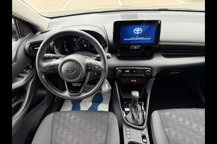 Toyota Yaris 1.5 Hybrid 115 First Edition ECC/PDC V&A/CAMERA