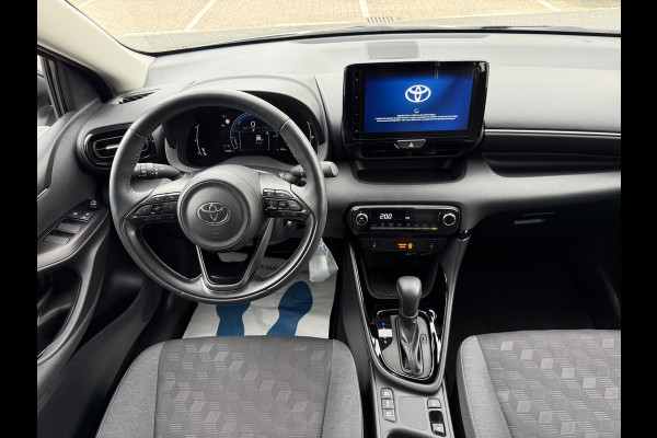 Toyota Yaris 1.5 Hybrid 115 First Edition ECC/PDC V&A/CAMERA