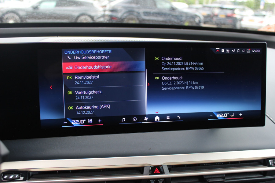 BMW iX M60 High Executive 112 kWh 27.972 km! / SOh 96,8% / Trekhaak / Panoramadak / 360Camera / Head-up / Bowers&Wilkens / Softclose / 22'' / Luchtvering / Laser LED / CarPlay / Volleder / Stoel+Stuurverwarming / Dodehoek / DAB / ACC