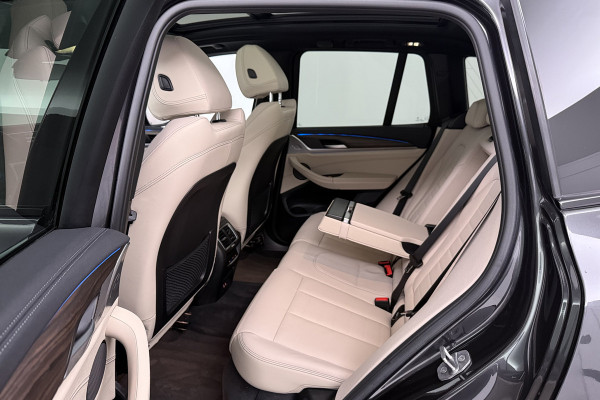 BMW iX3 High Executive 80 kWh (PANORAMADAK, STOEL/STUUR VERWARMING, H/K AUDIO, CAMERA, ELEKTR STOELEN, HUD, CRUISE ADAPTIEF)