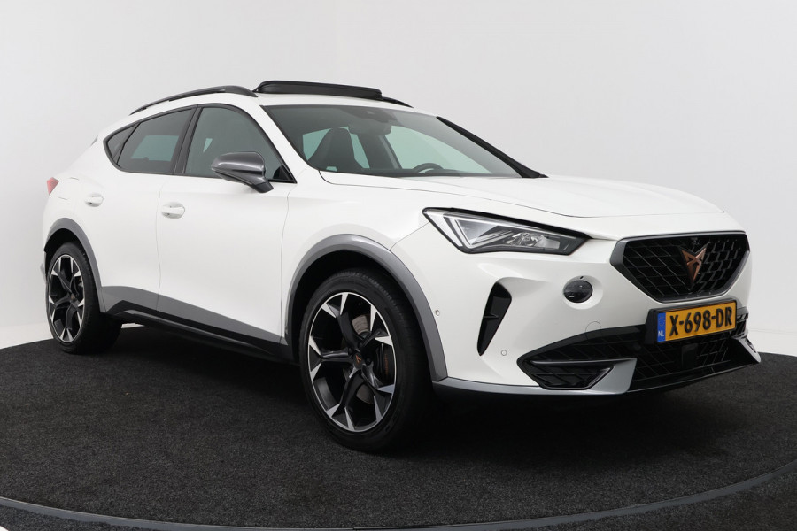 CUPRA Formentor 1.4 e-Hybrid VZ Copper Edition (PANORAMADAK, STOEL/STUUR VERWARMING, CAMERA, ELEKTR STOELEN, SENSOREN)