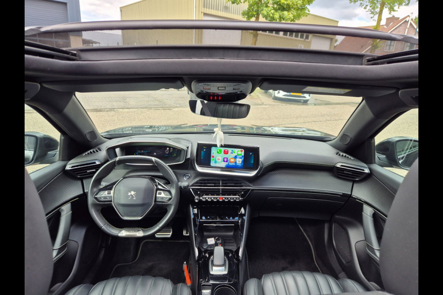 Peugeot E-2008 GT Ev 50 kWh 3 Fase Panorama 92% SoH Camera LED CarPlay EV GT 50 kWh