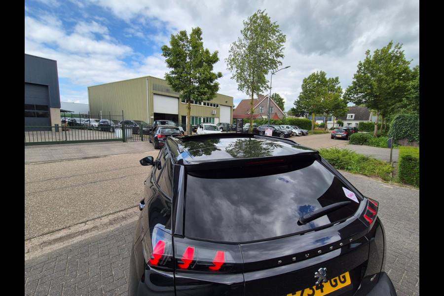 Peugeot E-2008 GT Ev 50 kWh 3 Fase Panorama 92% SoH Camera LED CarPlay EV GT 50 kWh