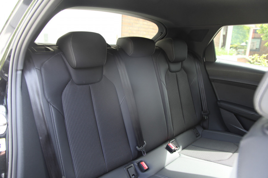 Audi A1 Sportback 35 TFSI S edition|Sonos|Keyles|