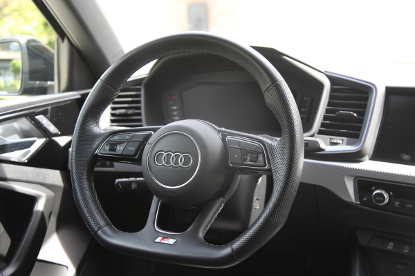 Audi A1 Sportback 35 TFSI S edition|Sonos|Keyles|