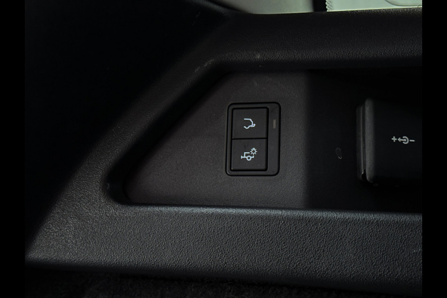 Land Rover Discovery Sport P300e 1.5 S Facelift | Trekh | Pano | Meridian | Memory | 12/23