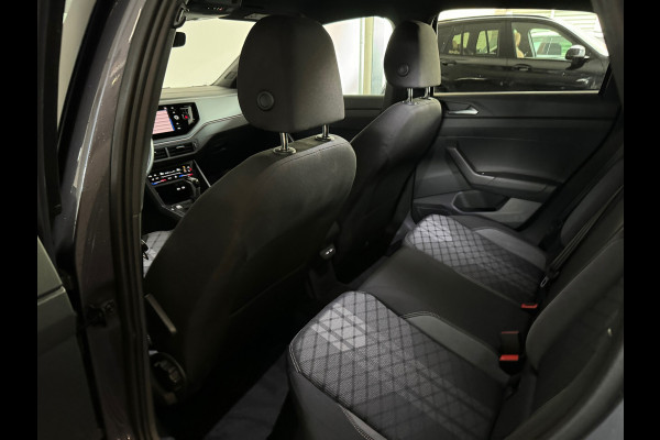 Volkswagen Taigo 1.0 TSI R-Line Edition Keyless|CarPlay|IQ
