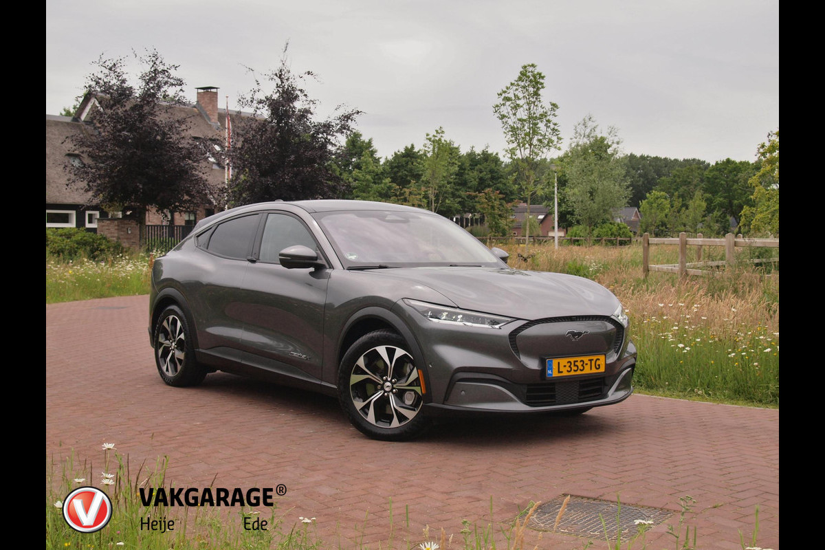 Ford Mustang Mach-E Extended RWD 98 kWh | 360 Camera | Bang & Olufsen | Stoel Memory | Apple Carplay | Cruise Control |