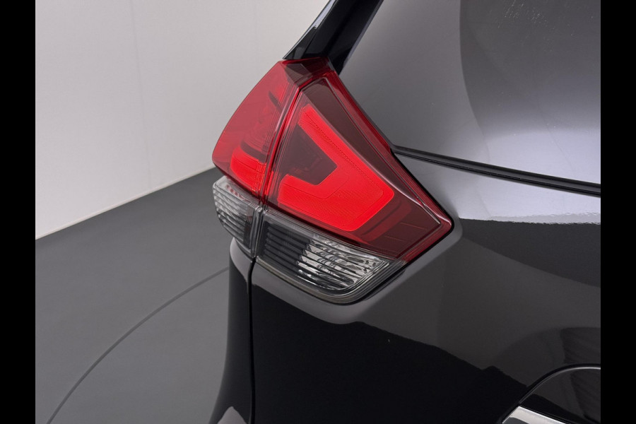 Nissan X-Trail 1.3 DIG-T Tekna VAN: 23.900,- VOOR: 21.770,- UW WKVOORDEEL: 2.130,- | ORIGINELE NEDERLANDSE AUTO MET NAP | PANORAMADAK | LEDEREN BEKLEDING | 360° CAMERA | ONDERHOUD GEHAD | DIRECT LEVERBAAR MET 12 MAANDEN BOVAG-GARANTIE