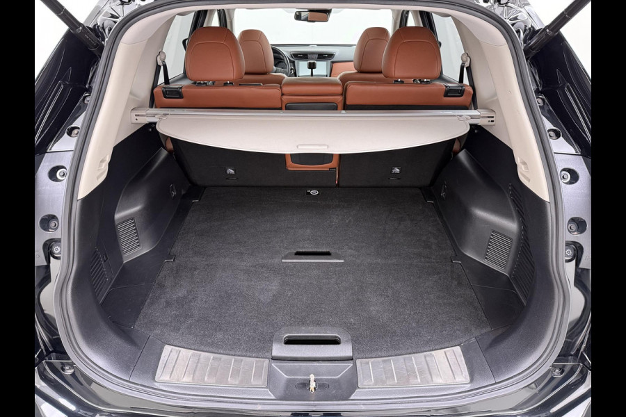 Nissan X-Trail 1.3 DIG-T Tekna VAN: 23.900,- VOOR: 21.770,- UW WKVOORDEEL: 2.130,- | ORIGINELE NEDERLANDSE AUTO MET NAP | PANORAMADAK | LEDEREN BEKLEDING | 360° CAMERA | ONDERHOUD GEHAD | DIRECT LEVERBAAR MET 12 MAANDEN BOVAG-GARANTIE