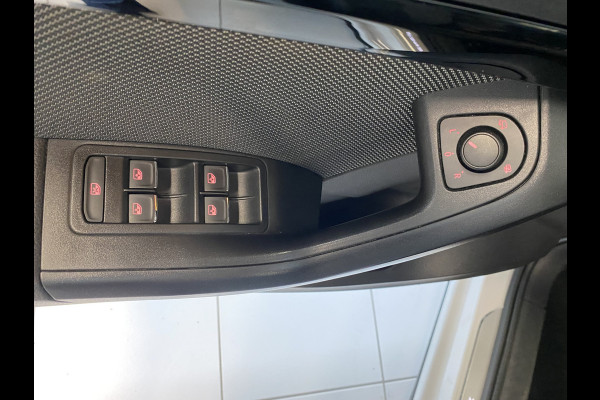 Seat Ateca 1.5 TSI Xcellence Business Intense Panoramadak /Trekhaak / Carplay /Stoelverwarming