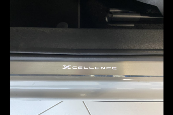 Seat Ateca 1.5 TSI Xcellence Business Intense Panoramadak /Trekhaak / Carplay /Stoelverwarming