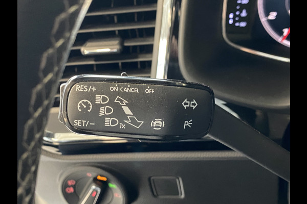 Seat Ateca 1.5 TSI Xcellence Business Intense Panoramadak /Trekhaak / Carplay /Stoelverwarming