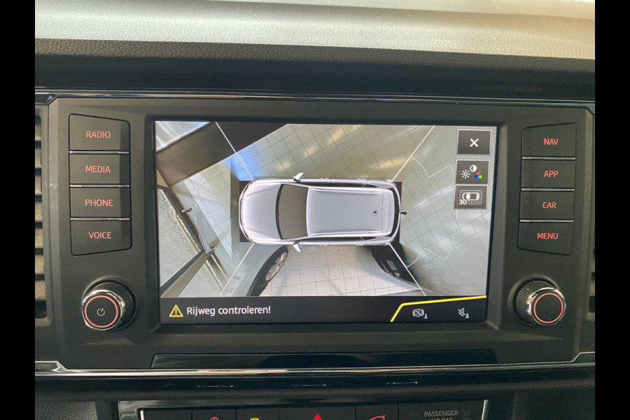 Seat Ateca 1.5 TSI Xcellence Business Intense Panoramadak /Trekhaak / Carplay /Stoelverwarming