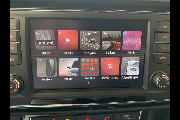 Seat Ateca 1.5 TSI Xcellence Business Intense Panoramadak /Trekhaak / Carplay /Stoelverwarming