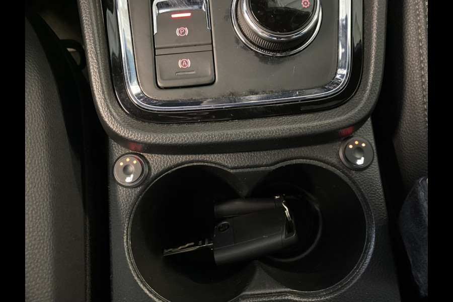 Seat Ateca 1.5 TSI Xcellence Business Intense Panoramadak /Trekhaak / Carplay /Stoelverwarming