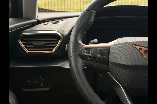 CUPRA Formentor 1.4 e-Hybrid Business | Camera | Carplay | PDC | ACC | Stuurverwarming |