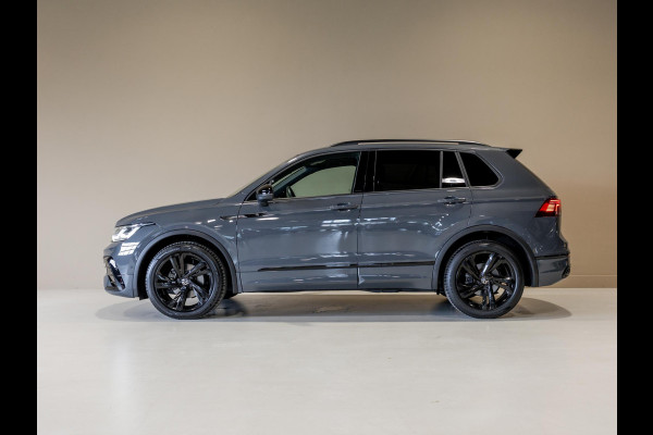 Volkswagen Tiguan 1.5 TSI 2x R-Line Blackstyle / 150pk / Panorama dak / Stoel en stuurverwarming / Head-up display /
