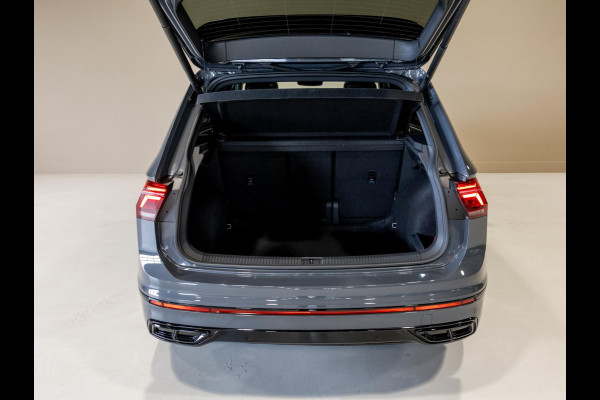 Volkswagen Tiguan 1.5 TSI 2x R-Line Blackstyle / 150pk / Panorama dak / Stoel en stuurverwarming / Head-up display /